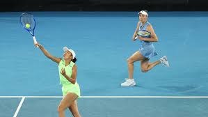 加维：亚马尔是最好的球员 但无法与梅西相提并论